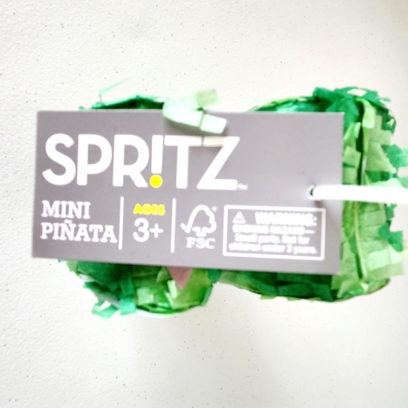 4PCS Spritz 6" Mini Cactus Piñatas - Picture 9 of 9